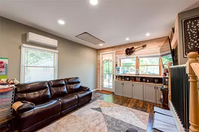 9 Donna Place, East Islip, NY 11730 - Photo 23