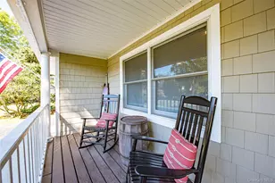 9 Donna Pl, East Islip, NY 11730 - Photo 3