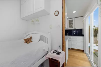 20 Bristol Street, Huntington, NY 11743 - Photo 11