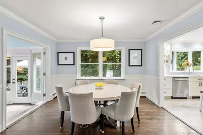 22 Woodfield Road, Stony Brook, NY 11790 - Photo 7