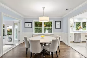 22 Woodfield Rd, Stony Brook, NY 11790 - Photo 7