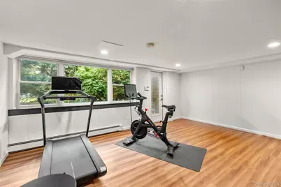 22 Woodfield Road, Stony Brook, NY 11790 - Photo 27