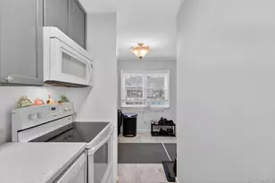 509 Covington Green Ln, Patterson, NY 12563 - Photo 7