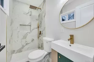 191 Ridge Rd, Wheatley Heights, NY 11798 - Photo 15