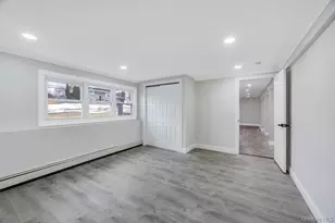 191 Ridge Rd, Wheatley Heights, NY 11798 - Photo 21