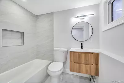 191 Ridge Road, Wheatley Heights, NY 11798 - Photo 17