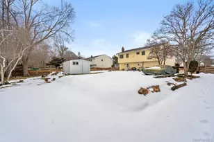 90 Babylon Ave, West Islip, NY 11795 - Photo 21