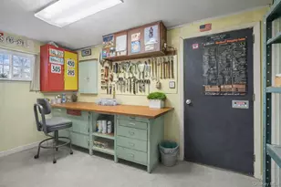 90 Babylon Ave, West Islip, NY 11795 - Photo 19