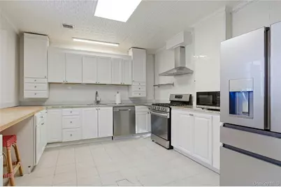 74 Peacock Lane, Locust Valley, NY 11560 - Photo 5