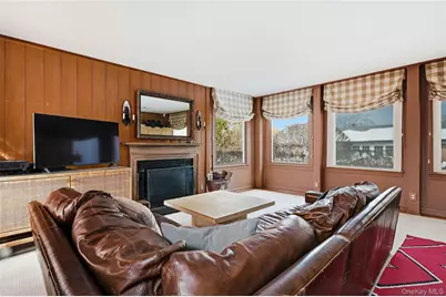 74 Peacock Lane, Locust Valley, NY 11560 - Photo 11