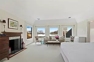 74 Peacock Ln, Locust Valley, NY 11560 - Photo 17