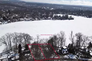 315 Lake Dr, Lake Peekskill, NY 10537 - Photo 7