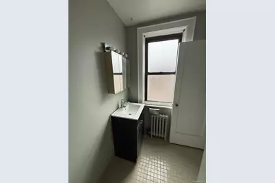 222 7th Street #2H, Garden City, NY 11530 - Photo 13