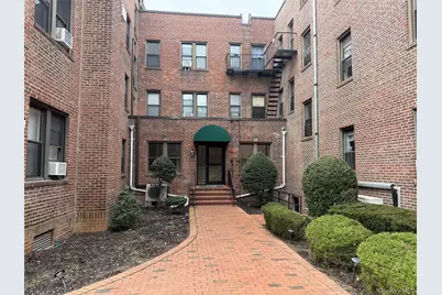222 7th Street #2H, Garden City, NY 11530 - Photo 5