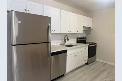 3 Toms Point Lane #A, Port Washington, NY 11050 - Photo 5