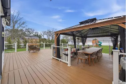 4 Teal Crescent, Great River, NY 11739 - Photo 25