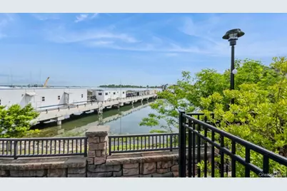 13 Island Point #13, Bronx, NY 10464 - Photo 19