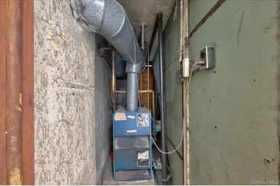 3523 Laconia Avenue, Bronx, NY 10469 - Photo 33