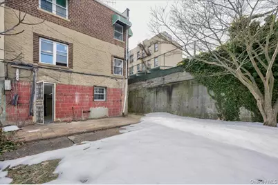 3523 Laconia Avenue, Bronx, NY 10469 - Photo 31