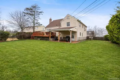 6 Gateway Street, Bethpage, NY 11714 - Photo 25