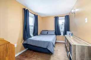 36 Hudson Ave, Valley Stream, NY 11580 - Photo 13