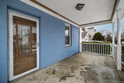 36 Hudson Avenue, Valley Stream, NY 11580 - Photo 21