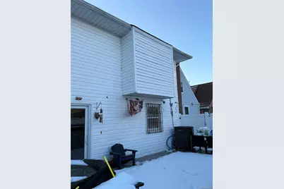 137-31 170th Street, Jamaica, NY 11434 - Photo 7