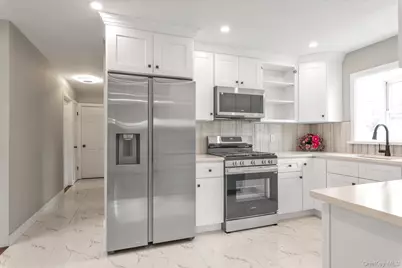 57 E Clinton Avenue, Roosevelt, NY 11575 - Photo 3