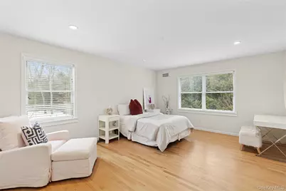 11 Valley Street, East Hampton, NY 11937 - Photo 9