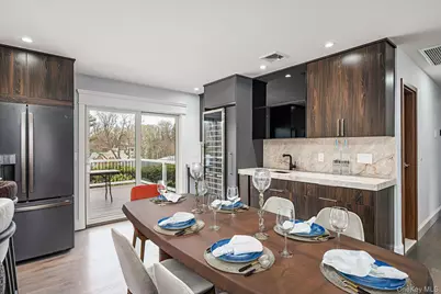 5 University Place, Great Neck, NY 11020 - Photo 5
