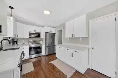 15 Laffin Lane, Poughkeepsie, NY 12603 - Photo 11