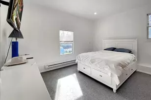 18 Old Riverhead Rd, Hampton Bays, NY 11946 - Photo 5