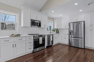 4057 Eve Dr, Seaford, NY 11783 - Photo 5