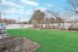 4057 Eve Dr, Seaford, NY 11783 - Photo 15