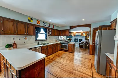 3 Cord Avenue, West Babylon, NY 11704 - Photo 9