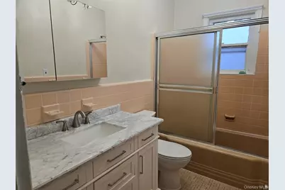 92 Wavecrest Street, Valley Stream, NY 11581 - Photo 5