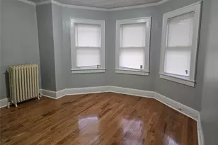 92 Wavecrest St, Valley Stream, NY 11581 - Photo 3