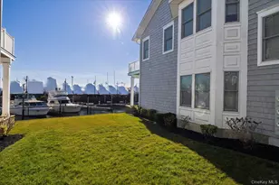 54 Ocean Watch Ct, Freeport, NY 11520 - Photo 27
