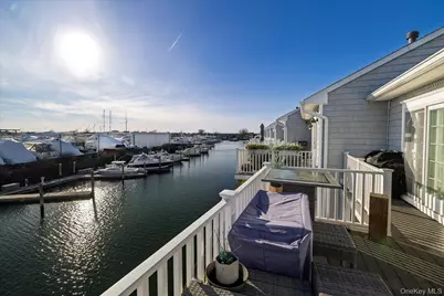 54 Ocean Watch Court, Freeport, NY 11520 - Photo 21