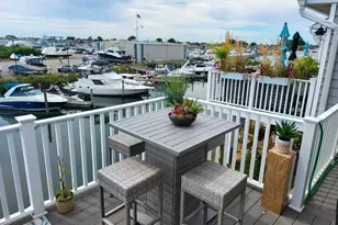 54 Ocean Watch Ct, Freeport, NY 11520 - Photo 33