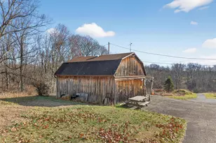31 Clark Rd, Port Jervis, NY 12771 - Photo 9