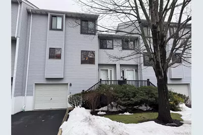 10 Evan Court, Nanuet, NY 10954 - Photo 1