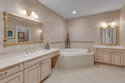 236 Altessa Boulevard, Melville, NY 11747 - Photo 19