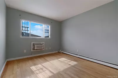 [Address not provided], Arverne, NY 11692 - Photo 17