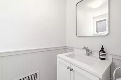 120 Brite Avenue, Scarsdale, NY 10583 - Photo 11