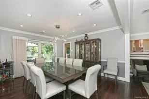 2 Cherrywood Ln, Port Washington, NY 11050 - Photo 7