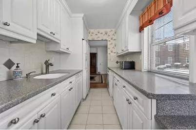 6316 252nd Street #1307, Little Neck, NY 11362 - Photo 15