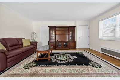 6316 252nd Street #1307, Little Neck, NY 11362 - Photo 7