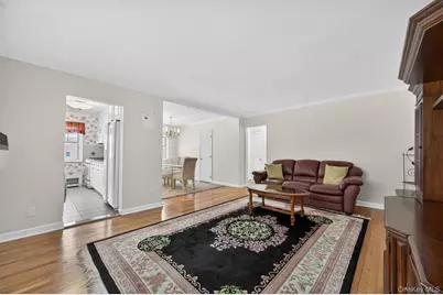 6316 252nd Street #1307, Little Neck, NY 11362 - Photo 5