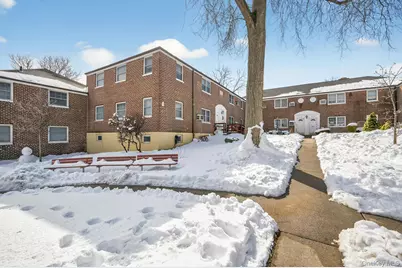 6316 252nd Street #1307, Little Neck, NY 11362 - Photo 3